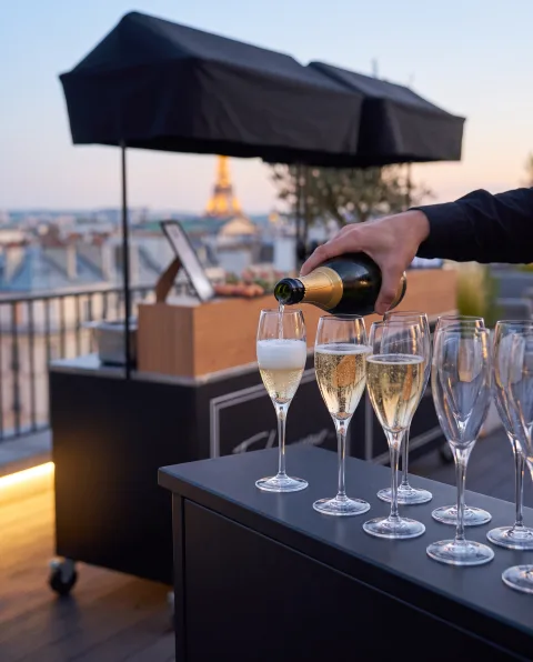 Bar à champagne en service